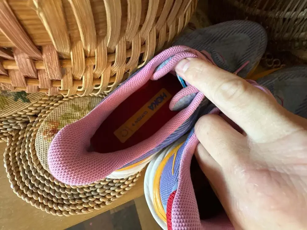 Hoka clifton cyclamen
